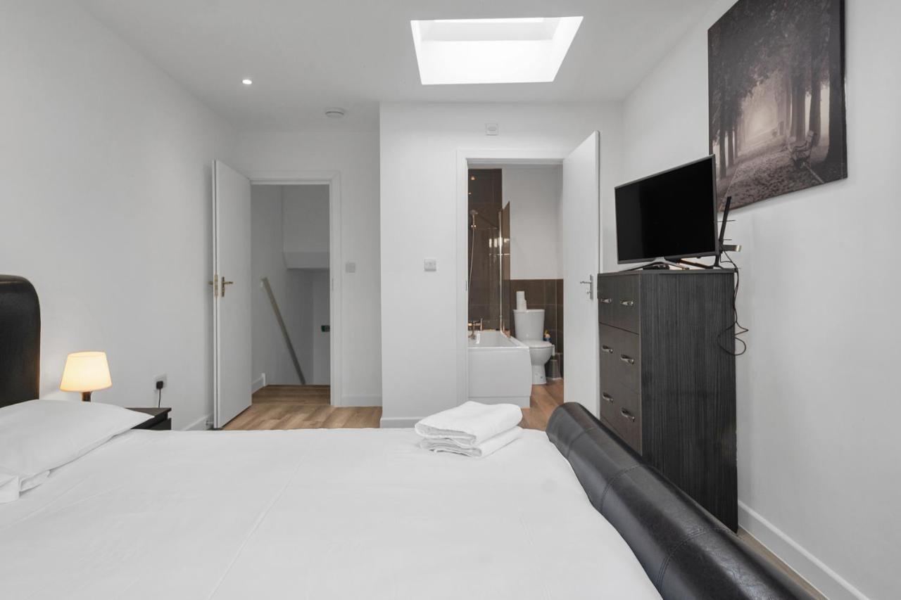 Modern Apartment In South West Wandsworth 런던 외부 사진